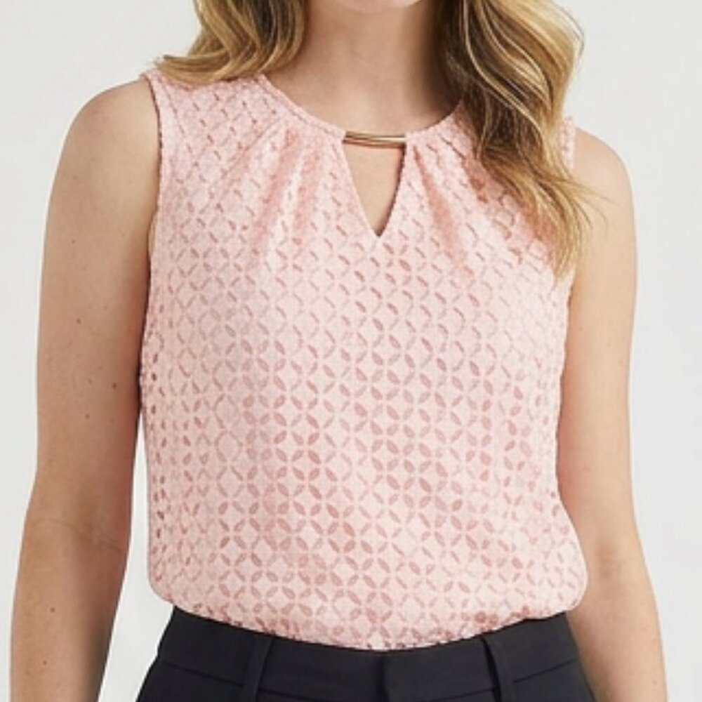 💥🚀💥 | Liz Claiborne Peach Sleeveless Blouse Size M
